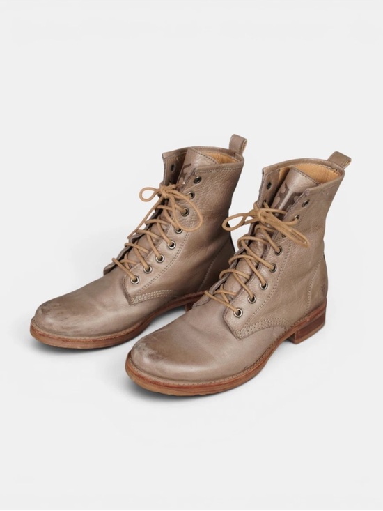 Frye Shoes - Frye Veronica Flex Combat Boots Womens Size 7.5 B Gray Beige Leather Mexico Made